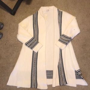 Simply Noelle sweater cardigan